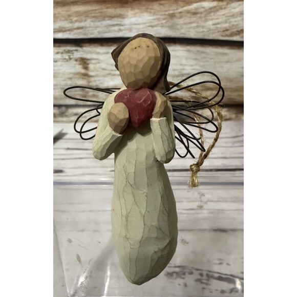 Willow Tree Susan Lordi ANGEL OF THE HEART Figurine Ornament Demdaco 4.25" - Picture 1 of 5